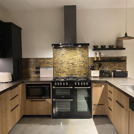 Black Stilt Retreat, Stunning Luxury Property Twizel Esterno foto