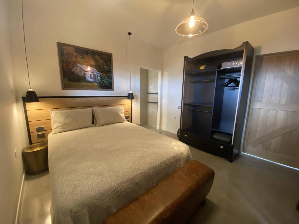 Black Stilt Retreat, Stunning Luxury Property Twizel Esterno foto