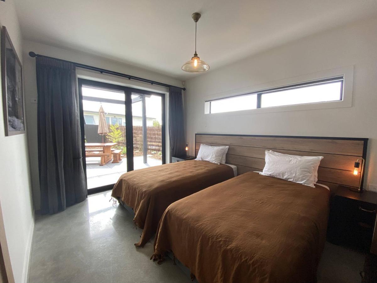 Black Stilt Retreat, Stunning Luxury Property Twizel Esterno foto