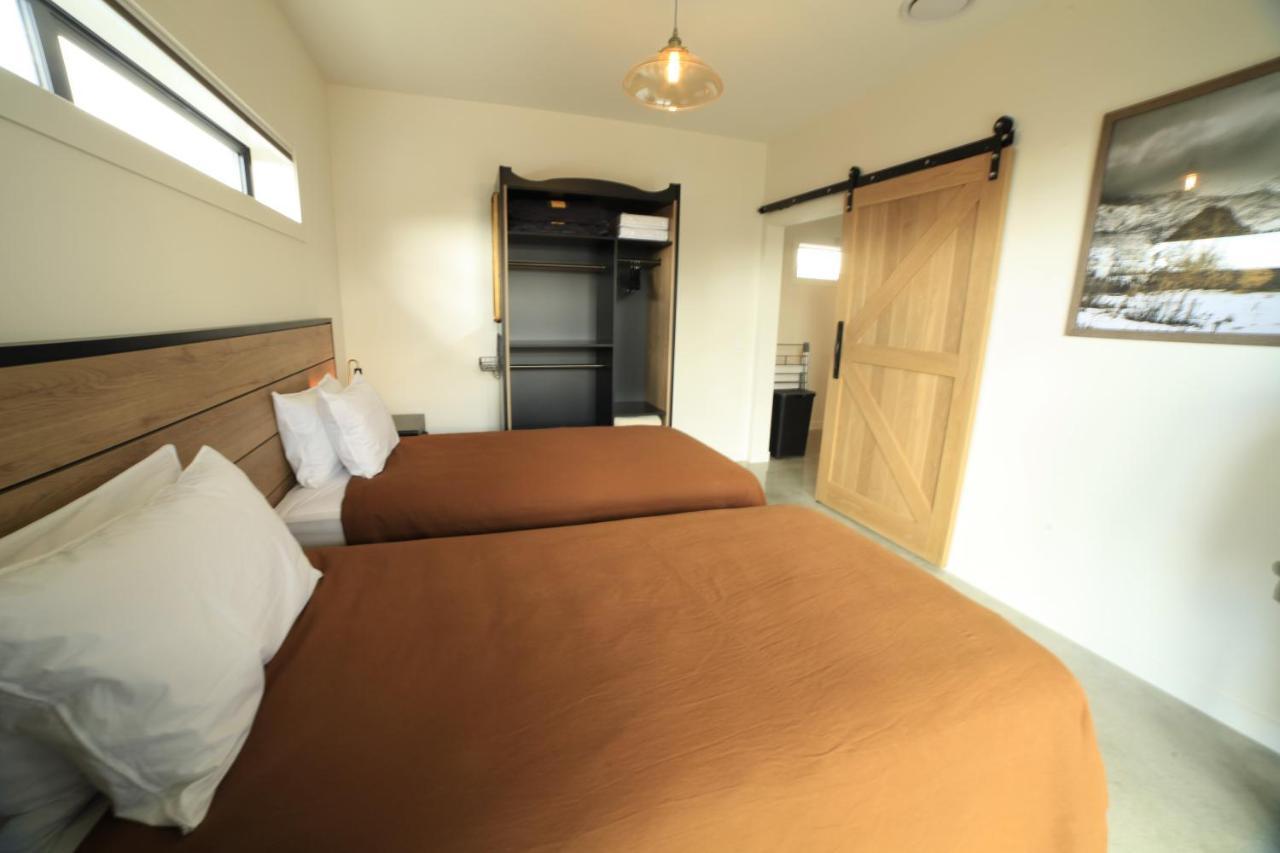 Black Stilt Retreat, Stunning Luxury Property Twizel Esterno foto
