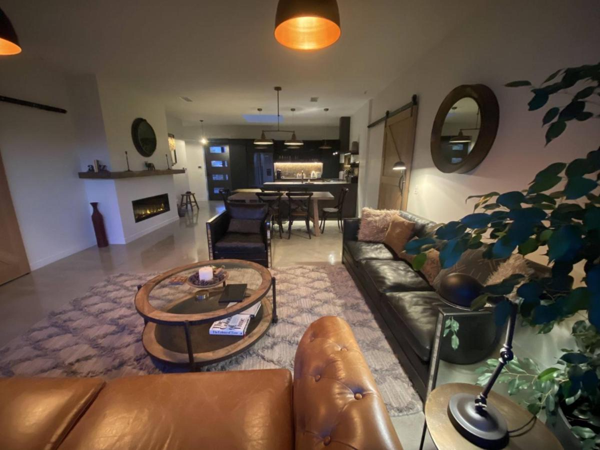 Black Stilt Retreat, Stunning Luxury Property Twizel Esterno foto